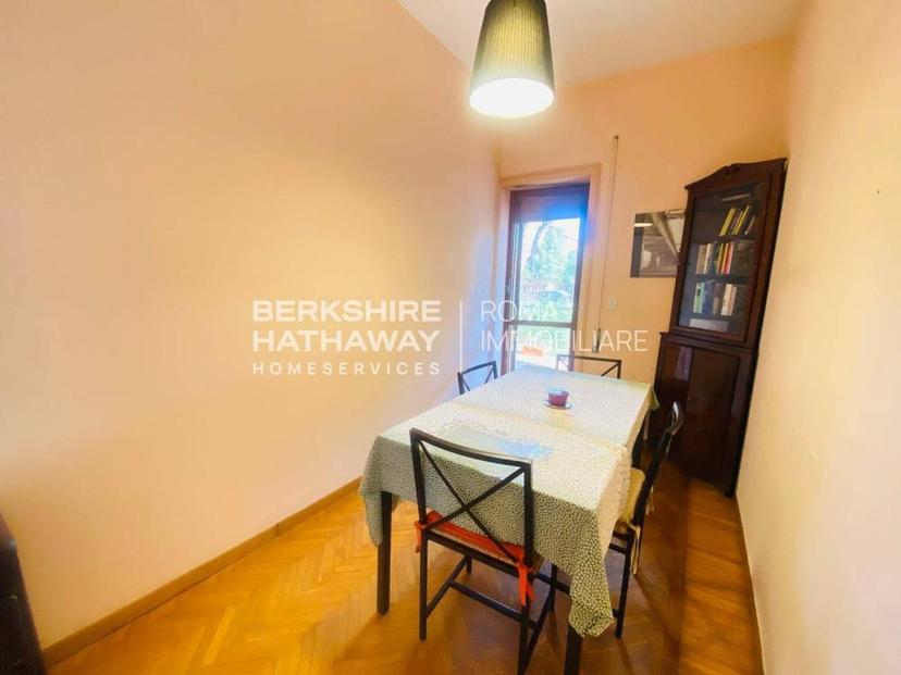 Vendita appartamento Via dei Due Ponti 248 Roma (RM)