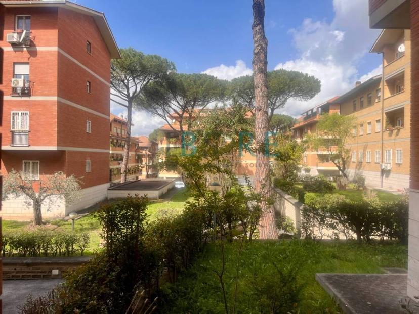 Vendita appartamento Via Angiolo Cabrini Roma (RM)