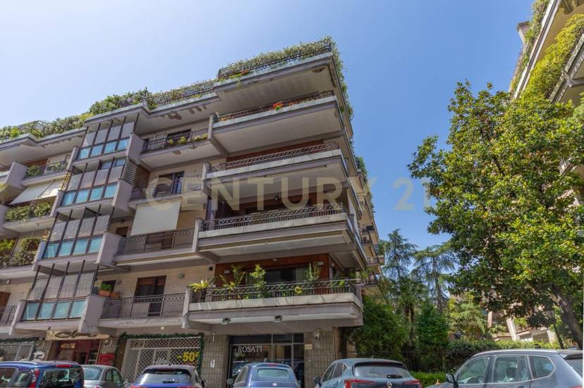 Vendita appartamento Via Bevagna 68 Roma (RM)