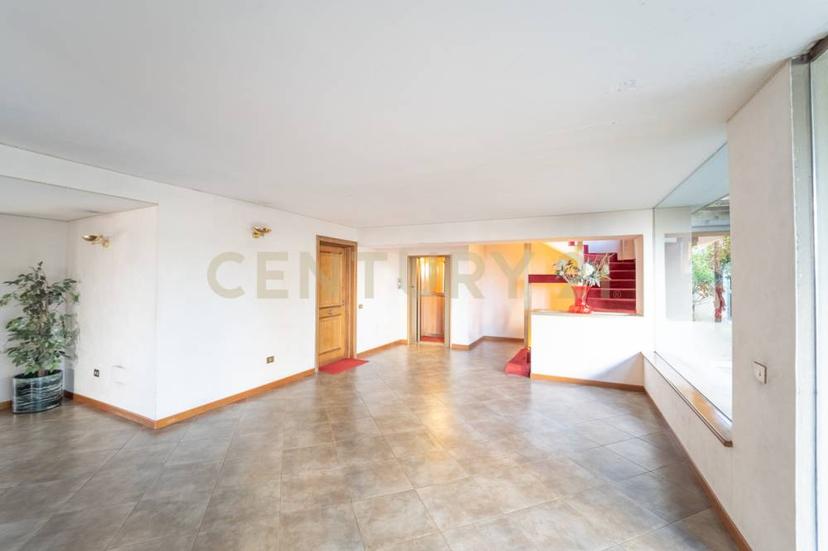 Vendita appartamento Via la Sila 14 Roma (RM)