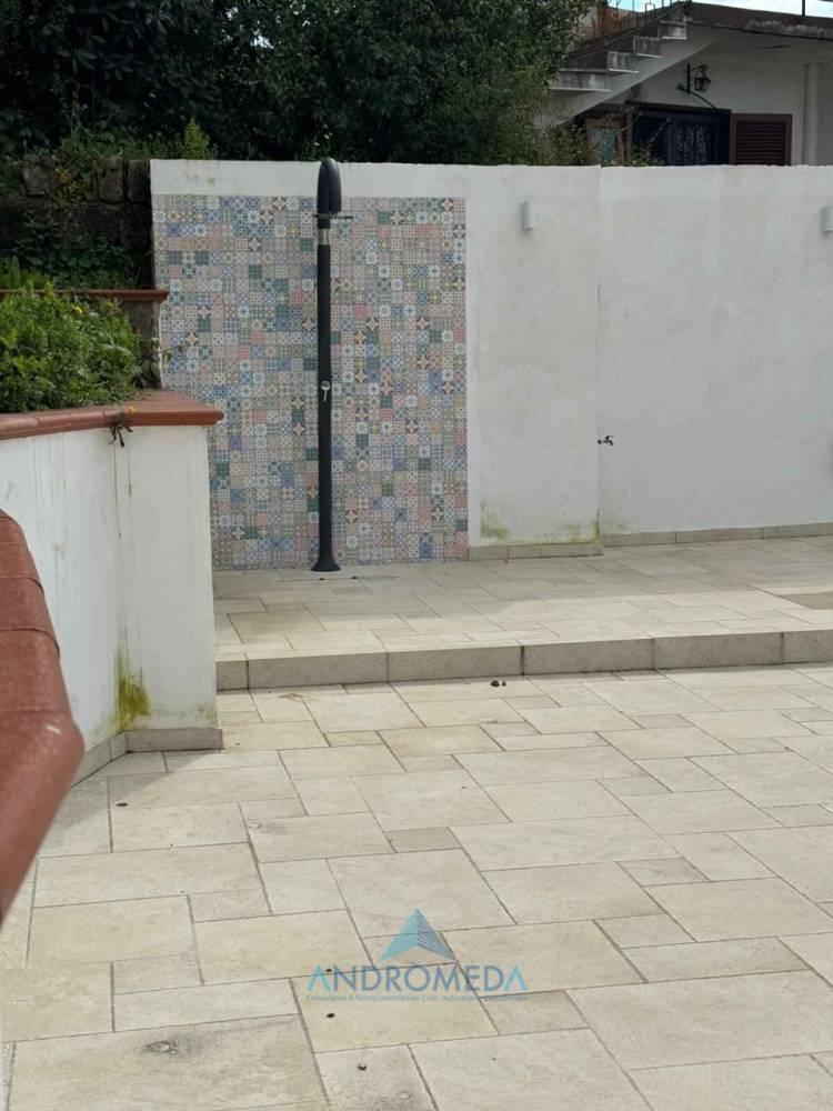 Vendita villa singola Pozzuoli (NA) — foto 6 di 14