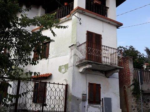 Casa indipendente in Via Castelvecchio, 23, Montalenghe